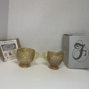 Fenton Art Glass Yellow Amber Daisy And Button And Bows Creamer & Sugar Set‎